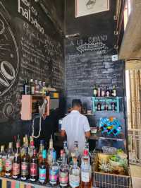 해외여행 쿠바 하바나의 갤러리 카페 Hostal Malecon 663
