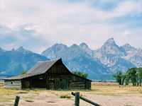 🏔️ Top Landmarks in Grand Teton National Park 🌲🛶