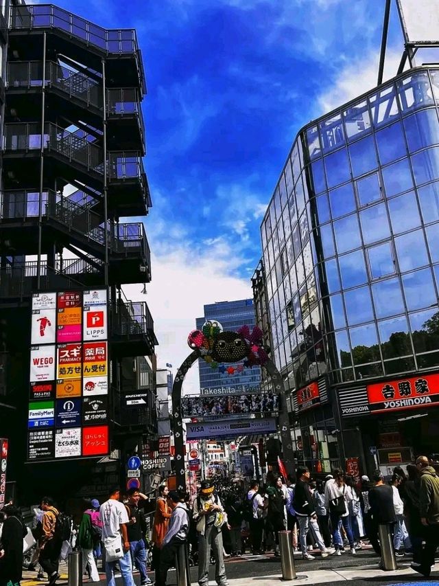 Harajuku – Tokyo’s Wild Side of Style