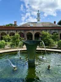 Art and Nature in Holland Park