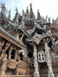 The Sanctuary of Truth – A Wooden Marvel in Pattaya