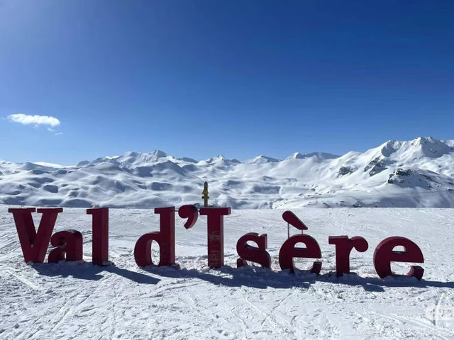 Powder Days and Alpine Nights: A Week in Val d’Isère