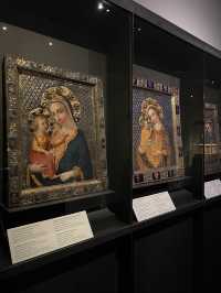 💎⛪ Domschatzkammer Aachen – Where Sacred Treasures and Imperial Power Collide ✨👑