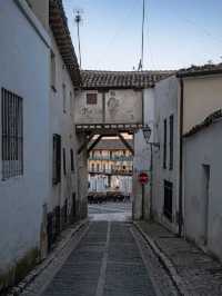 🏛️🍷 “Timeless Charm in a Circle: A Slow Day in Chinchón” 🇪🇸✨