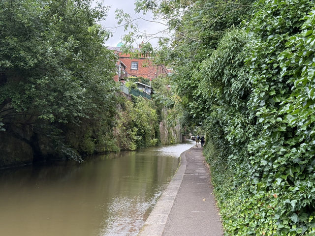 The canal network - a new way of seeing and exploring Chester! 