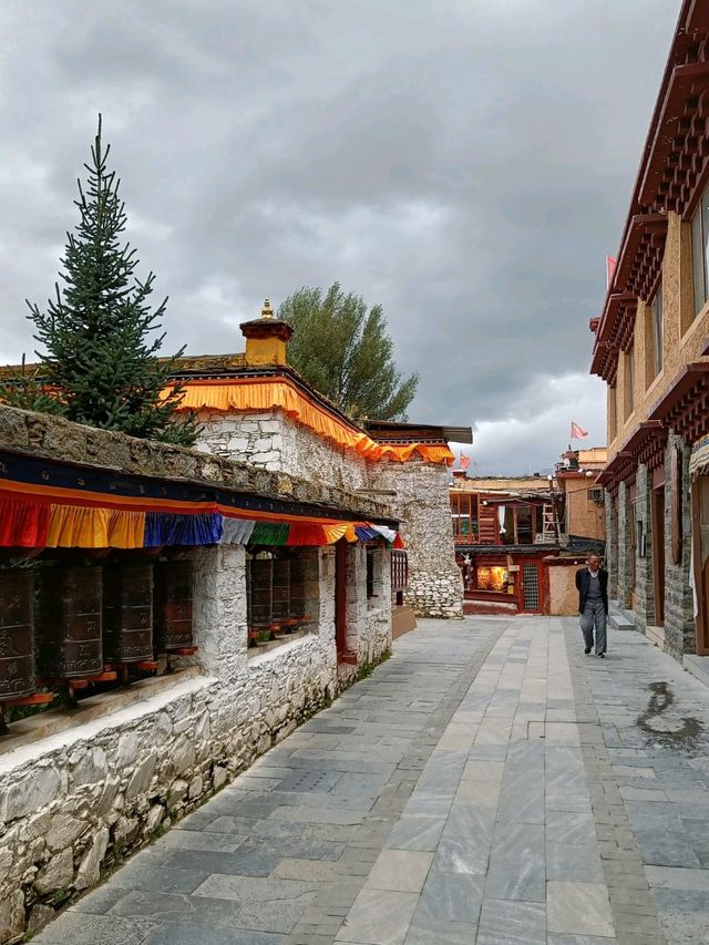 Litang - Tibet on 4000 meters elevation!