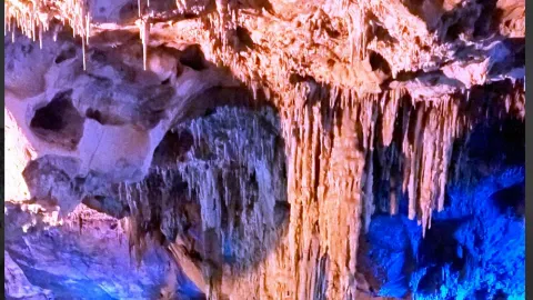 【イタリア】サルデーニャ島で最も美しい洞窟の一つ、ネプチューンの洞窟(Grotta di Nettuno) — traveler post in アルゲーロ