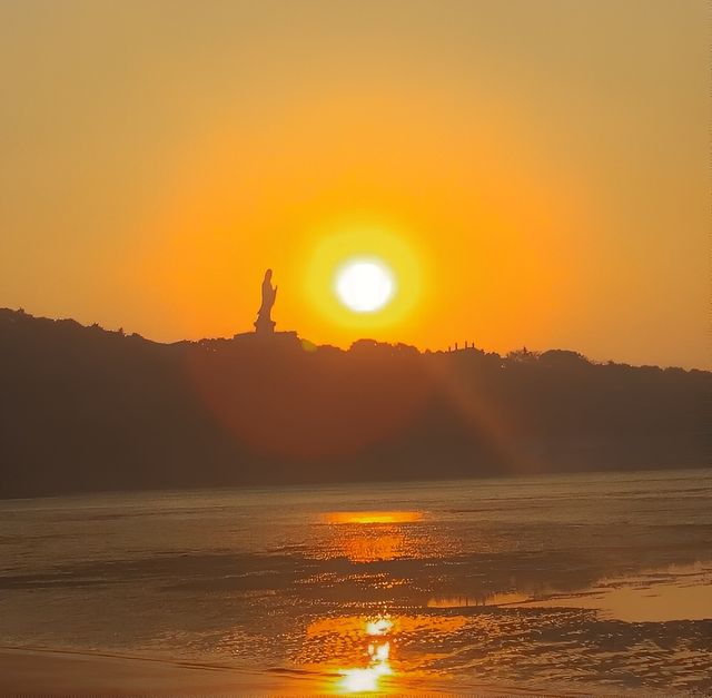 海天之間的神秘梵音被譽為“海天佛國”