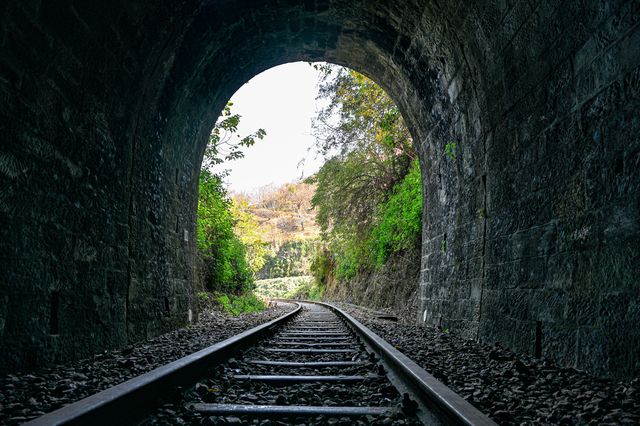 一段廢棄的鐵路 | 回到童年