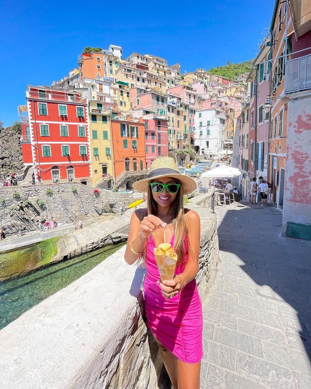 Cinque Terre Unveiled: 5 Essential Tips for Your Dreamy Italian Escape! 🌊🌅🇮🇹