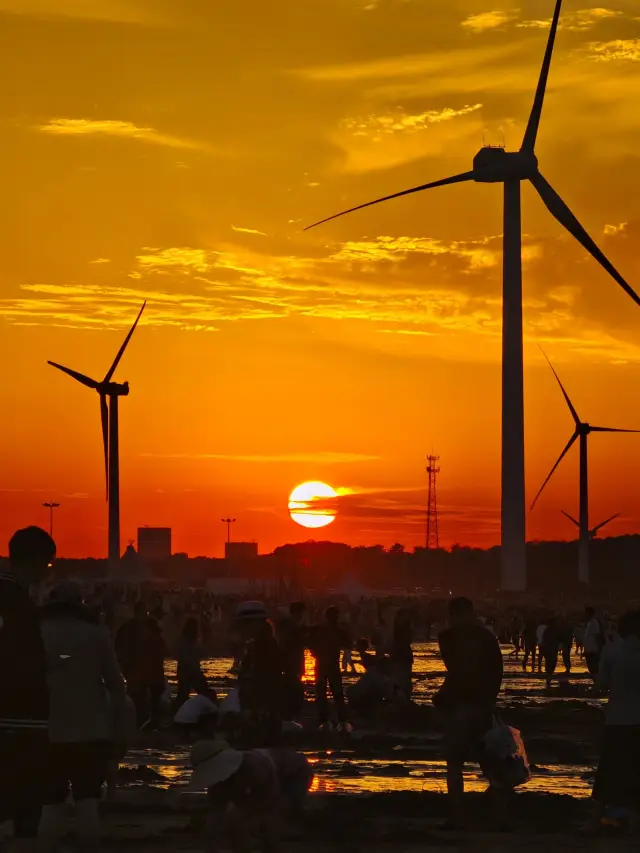 Weihai's Naxianghai in Shandong has an incredibly long coastline