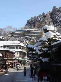 🏨✨ Discover Takayama's Gem: Hoshokaku Hotel 🍜🌸