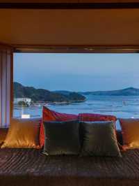 🌟 Toba's Top Stay: Luxe Comfort & Views! 🏨✨