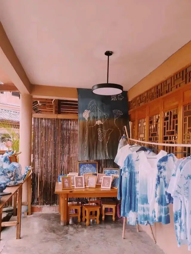 雲南プーアル｜小さな町の流れる光～