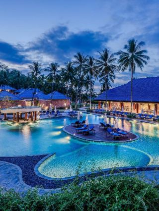 🌟 Lombok's Luxe Retreat: Sundancer Villas 🌴✨