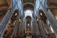 The only papally consecrated church in Spain: Madrid's Almudena Cathedral 🇪🇸