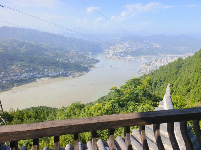 巫峽口景區(下)。