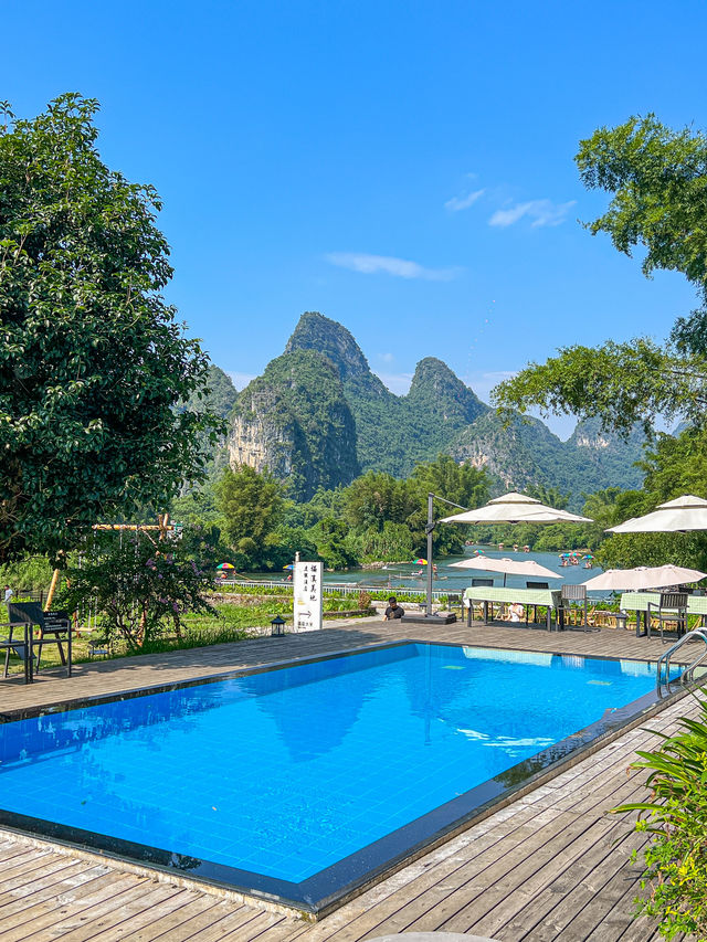陽朔遇龍河畔的惬意住宿，盡享自然美景。