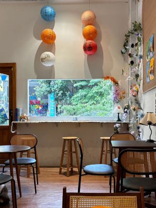 Foshan Store Exploration | A cozy little store hidden in a residential building.