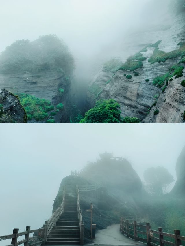 "客家第一神山"冠豸山。