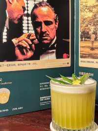Director Bar by KW。