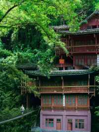 《千與千尋》裡的湯屋，原來藏在這座冷門古鎮。