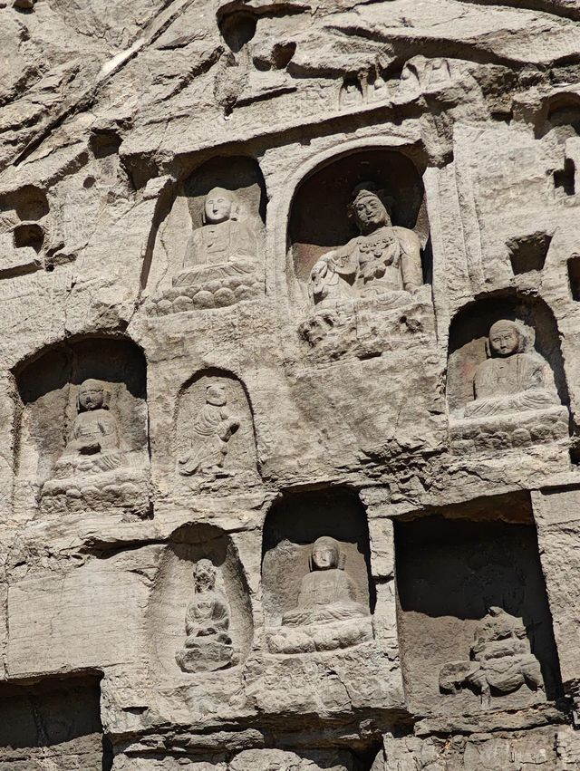 龍窩寺石窟位於河北井陉縣小龍窩村
