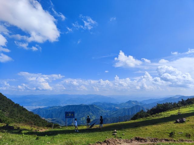 金華磐安青梅尖無濾鏡原片直出的風車美景