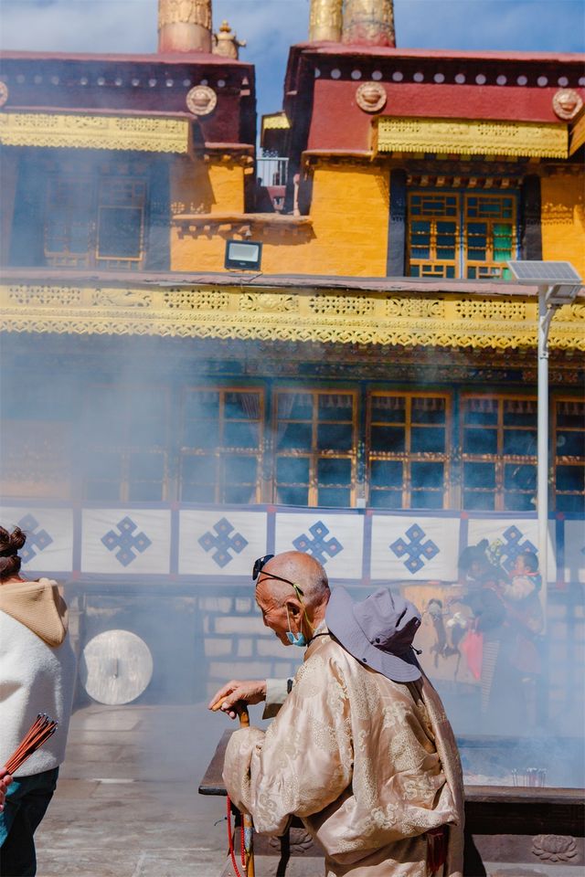 西藏小眾旅行地，探秘扎基寺的虔誠與信仰