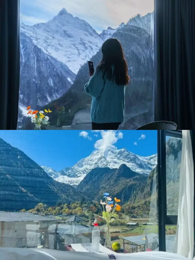 Rainbeng Accommodation Ceiling｜Cloud-Dwelling Guesthouse with Views of Meili Snow Mountain