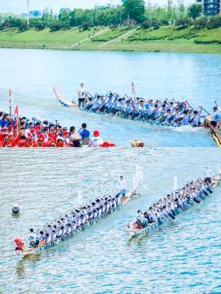 端午去瀏陽睇龍舟：人哋扒船靠體力，我靠嗌「加油」會贏嗎