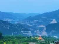 太原旅遊免費又好玩嘅地方-西山疊翠園，美景如畫。
