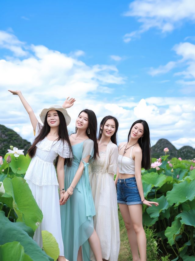 夏日普者黑：4萬畝荷花盛放的喀斯特仙境