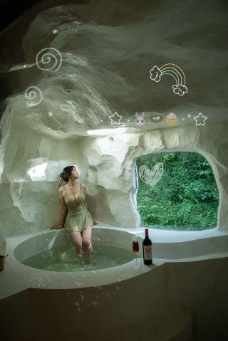 Stay in the Cave Heaven Mansion and Explore Around Shuanglong Cave in Jinhua