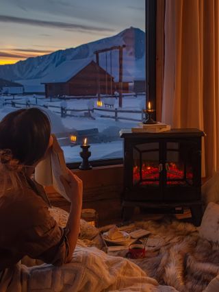 Stay in a Forest Fairy Tale Cabin in Northern Xinjiang: Kanas + Hemu Luxury Tour