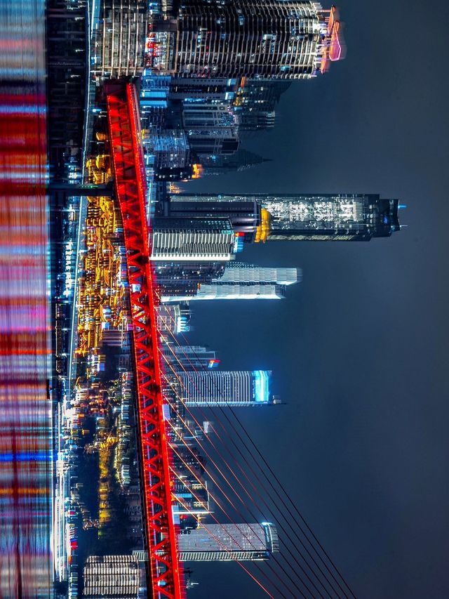重慶夜景璀璨，來旅遊千萬別錯過