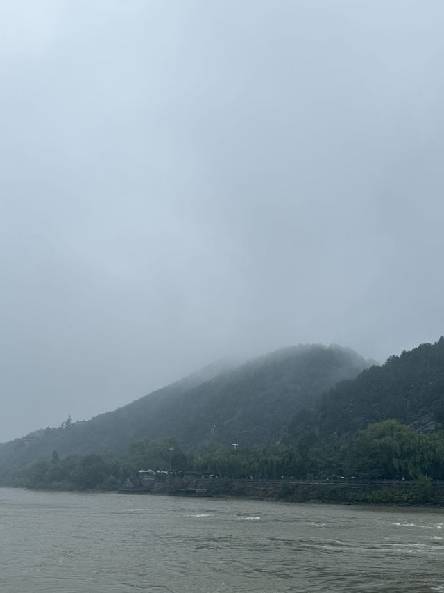 洛陽 / 龍門石窟