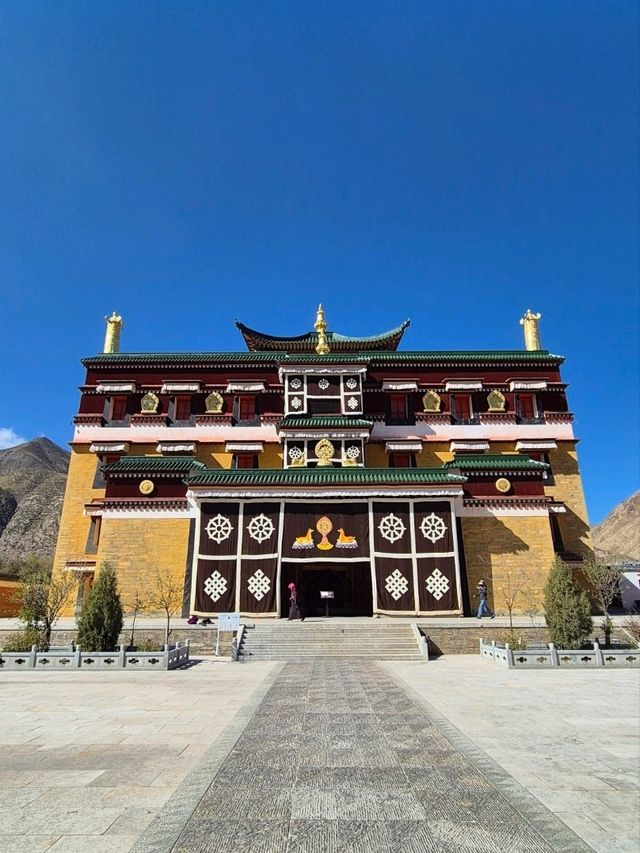 Tourism at Labrang Monastery