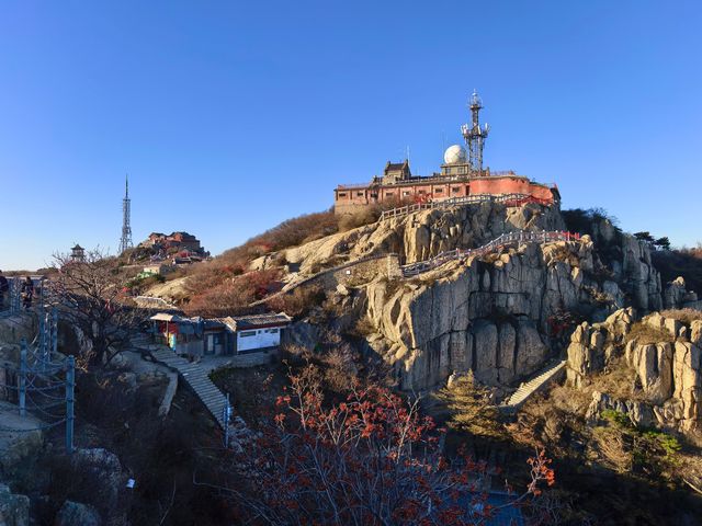 泰山|不僅一覽眾山小,更有色彩斑斕的秋 泰山|不僅一覽眾山小,更有色彩斑斕的秋