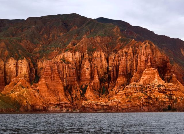 闖入丹霞與碧水交織的坎布拉地質公園 闖入丹霞與碧水交織的坎布拉地質公園