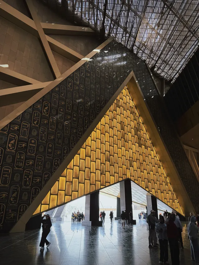 埃及旅行,最驚喜的原來是考古學導遊 埃及旅行,最驚喜的原來是考古學導遊