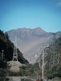 12月1日 從麗江到無底湖到稻城亞丁的路上