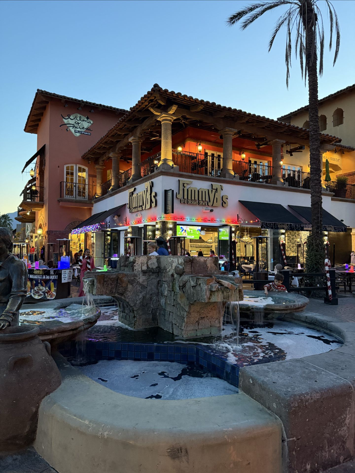 A Unique Charm in Marilyn Monroe's Hometown - Palm Springs Town