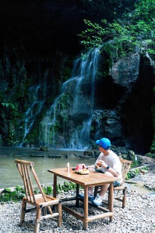 Я поселился в горах и водах Гуйлина