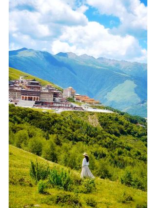 The seriously underrated small town in western Sichuan | Two days and one night summer getaway