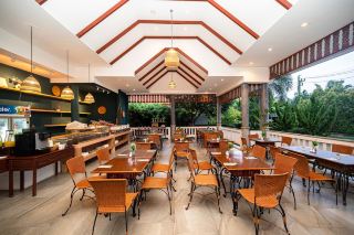 Private Pool Villa Near Nai Harn Beach – Perfect for Families, Friends, or Couples