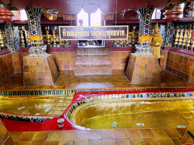 ไหว้พระทำบุญ : วัดพระพุทธบาทตากผ้า