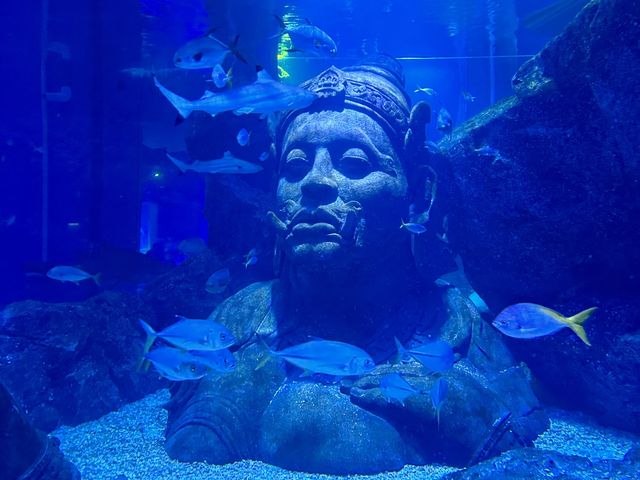 SEA LIFE Bangkok Ocean World