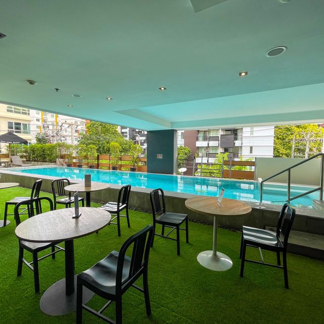 Cross Vibe Bangkok Sukhumvit