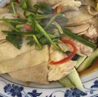 📝 中峉魯海南起骨雞飯｜地道新加坡美食🍗